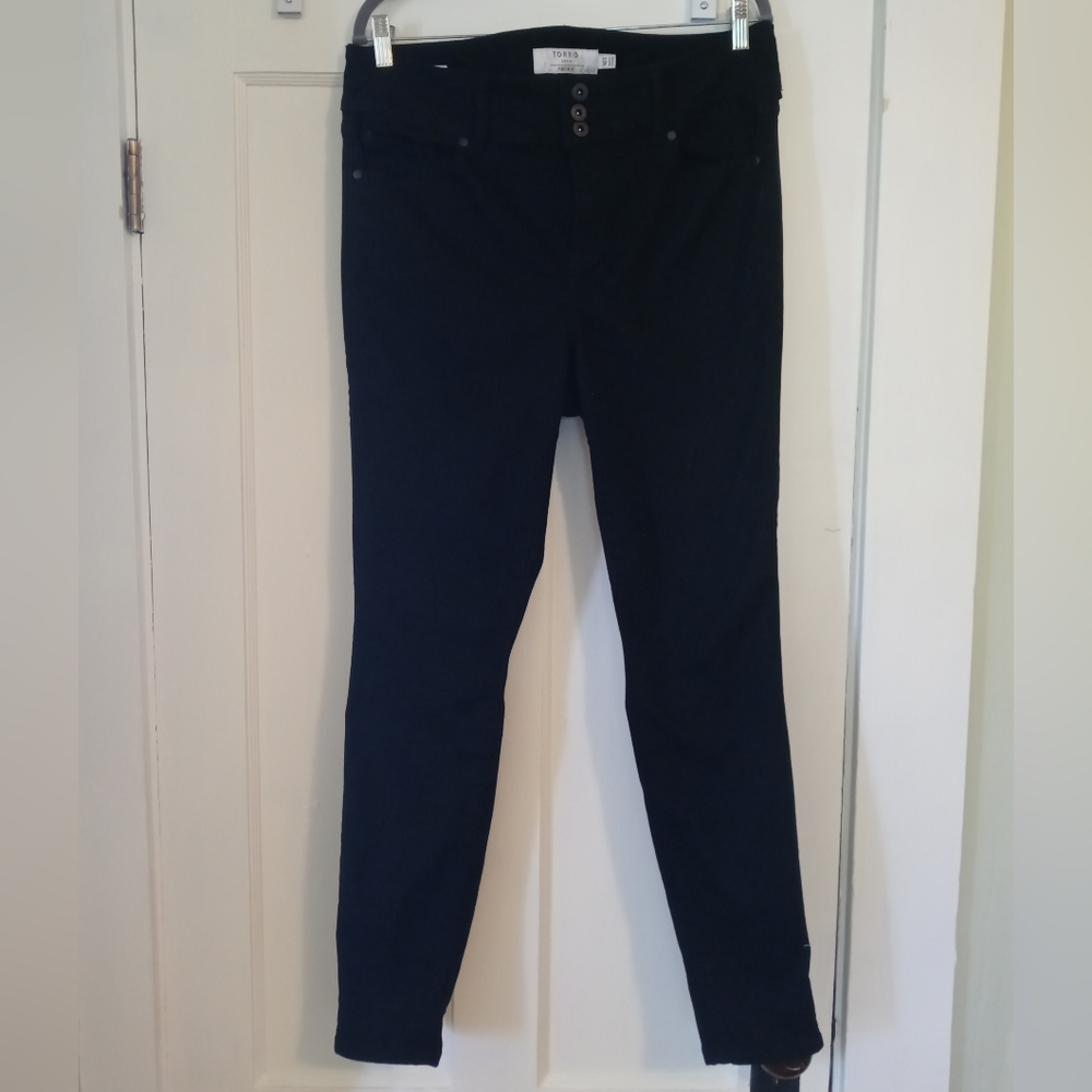 Torrid black jeggings